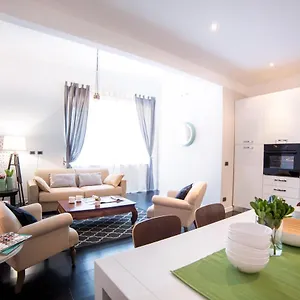  Appartement Rent In - Iv Novembre Italie